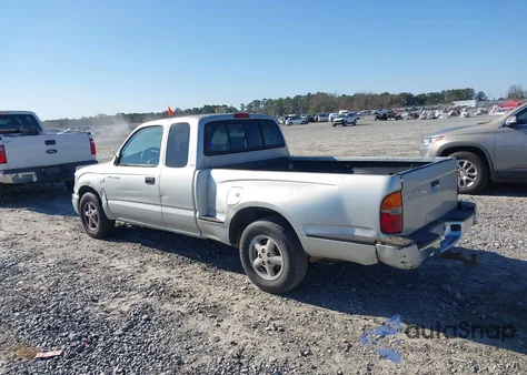2000 Toyota Tacoma from USA, damaged, VIN 5TEVL52N4YZ717354